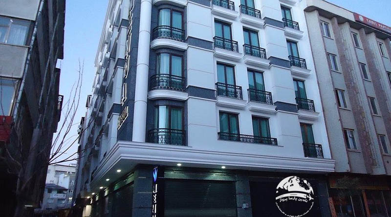 هتل مون لایت وان (Moonlight Hotel)