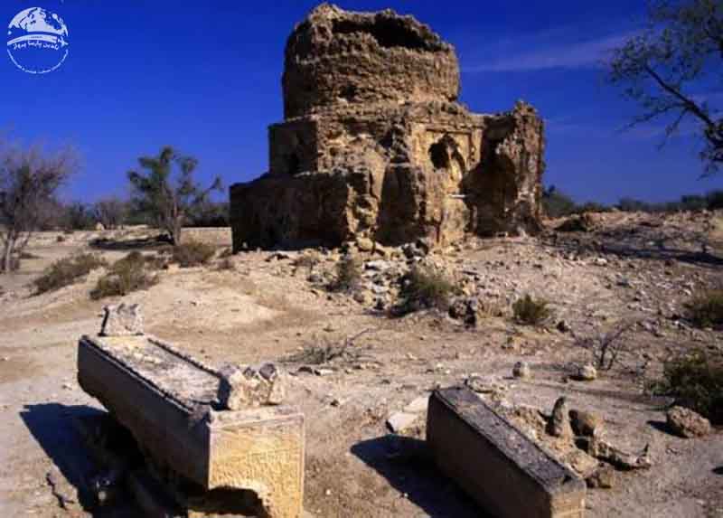 قبرستان روستای تم سنیتی قشم
