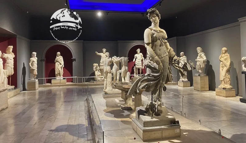 تالار خدایان موزه باستان شناسی آنتالیا