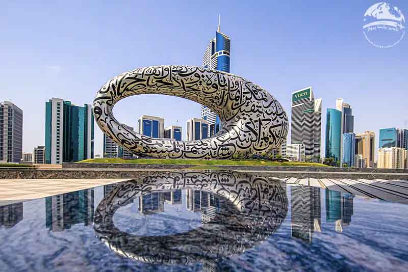 داخل موزه آینده