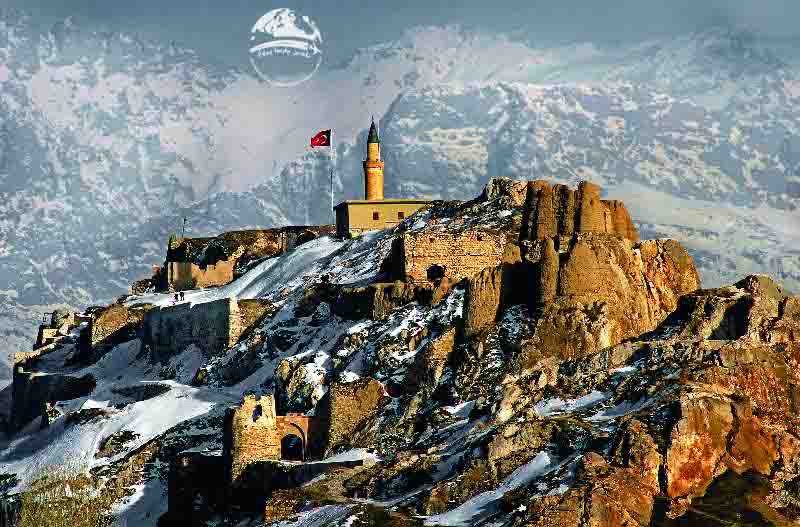 قلعه وان در زمستان