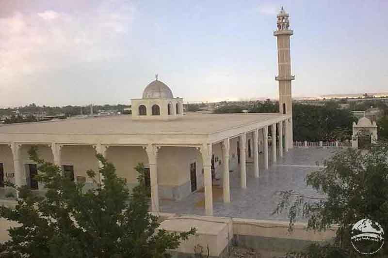 قبرستان روستای توریان قشم