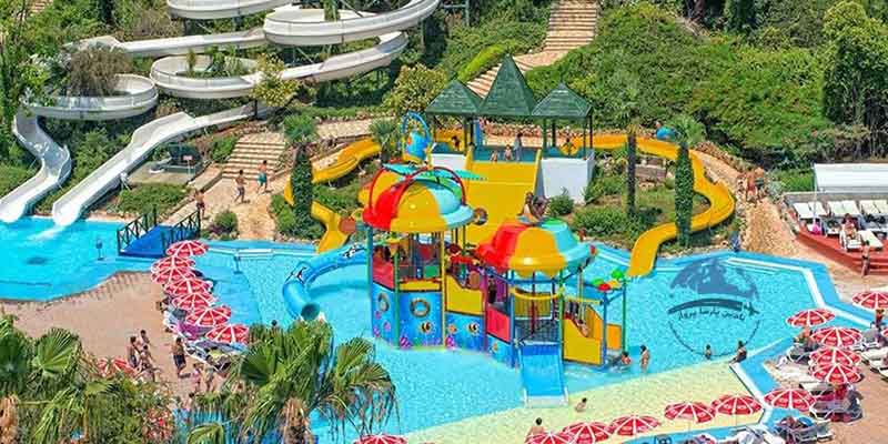 پارک آبی دلفین لند آنتالیا